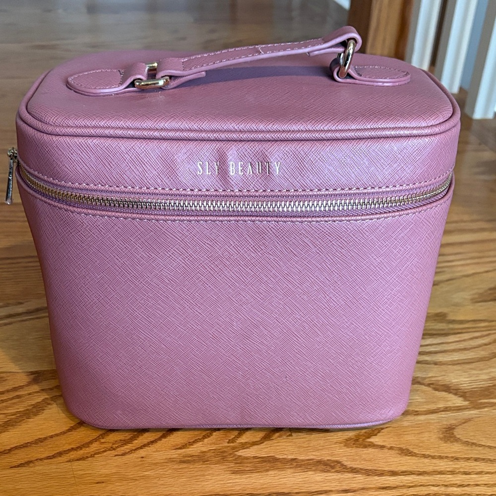 Sly Beauty Train Case